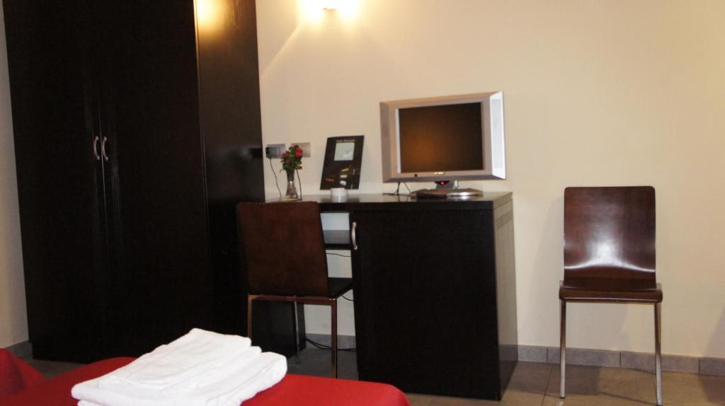 Hotel Le Sorgenti โปโปลิ ภายนอก รูปภาพ